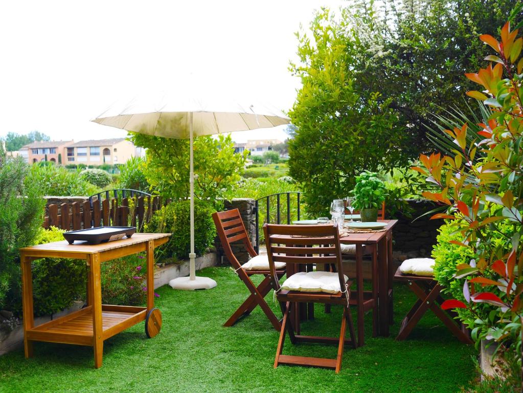 Photo de la galerie de l'établissement A 50 m de la plage !, à Gassin