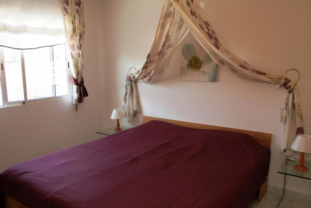 Posteľ alebo postele v izbe v ubytovaní Riumar "Cologne", 300m to beach, private pool, On-Site-Service, dog beach