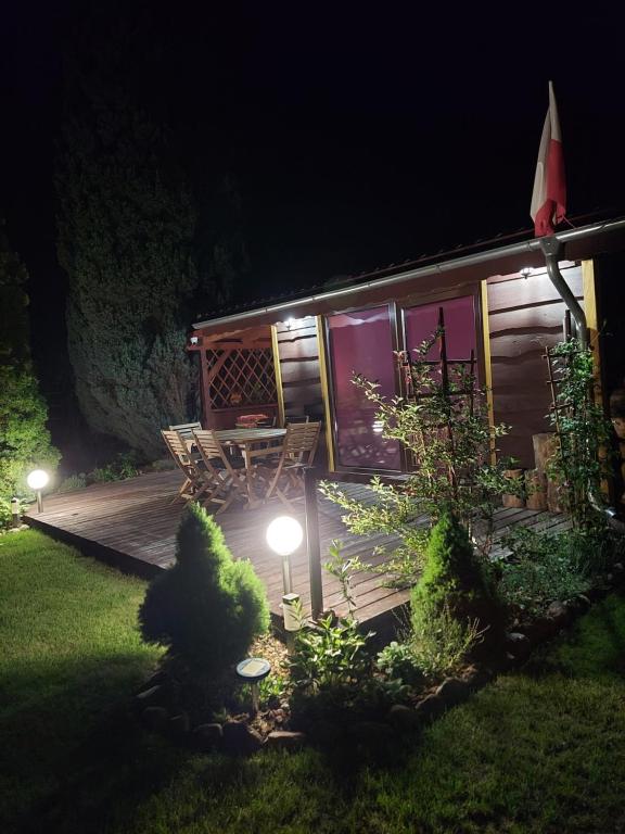 Vonkajšia záhrada v ubytovaní Zacisze