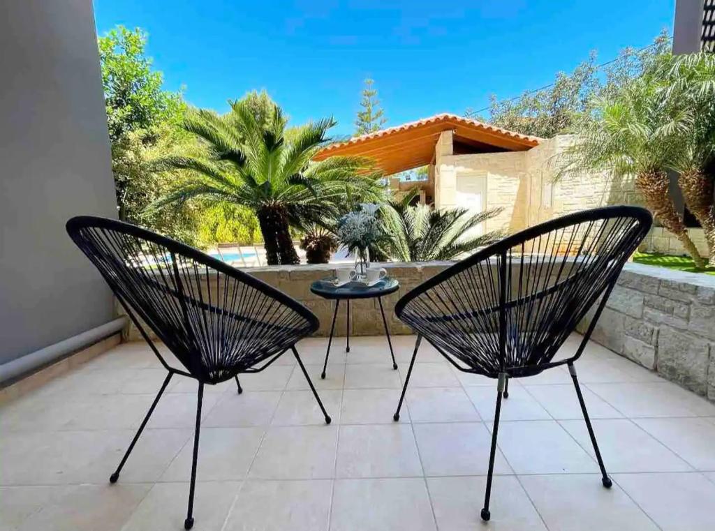 Balkon lub taras w obiekcie Artdeco Luxury Suites