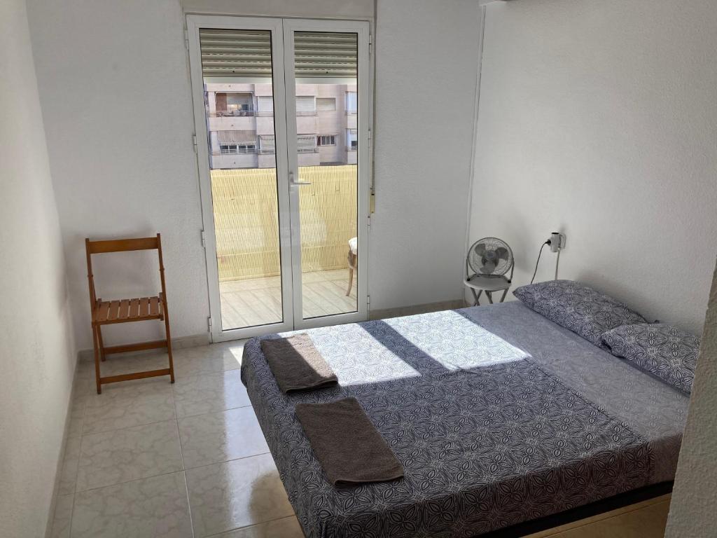 Fotografie z fotogalerie ubytování Beachside Rooms With Air-conditioning v destinaci Alicante