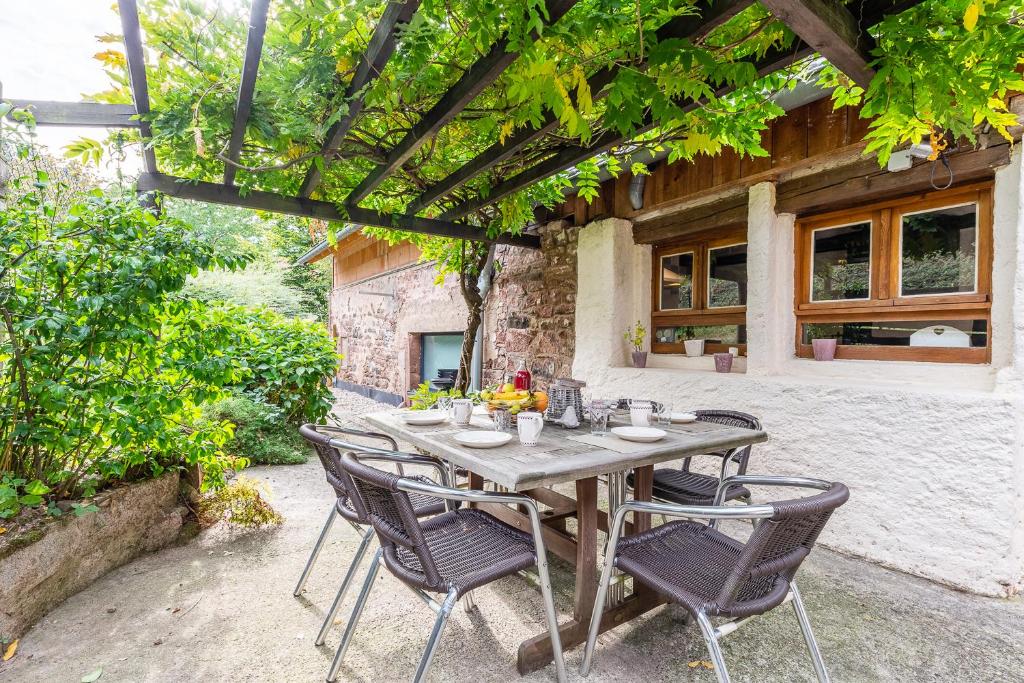 Zdjęcie z galerii obiektu La maison d'Amélie w mieście Birkenwald