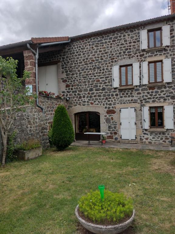 Gîte LE BOUCHET SAINT NICOLAS, Le BouchetSaintNicolas (tarifs