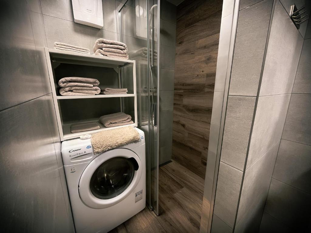 Zdjęcie z galerii obiektu U Králíka, přízemní bezbarierové apartmány A,B,C,D - 50 metrů od vleku - přejdete v lyžácích, pod bobovou dráhou, parkování zdarma, lyžárna s vysoušeči bot, w mieście Dolní Morava