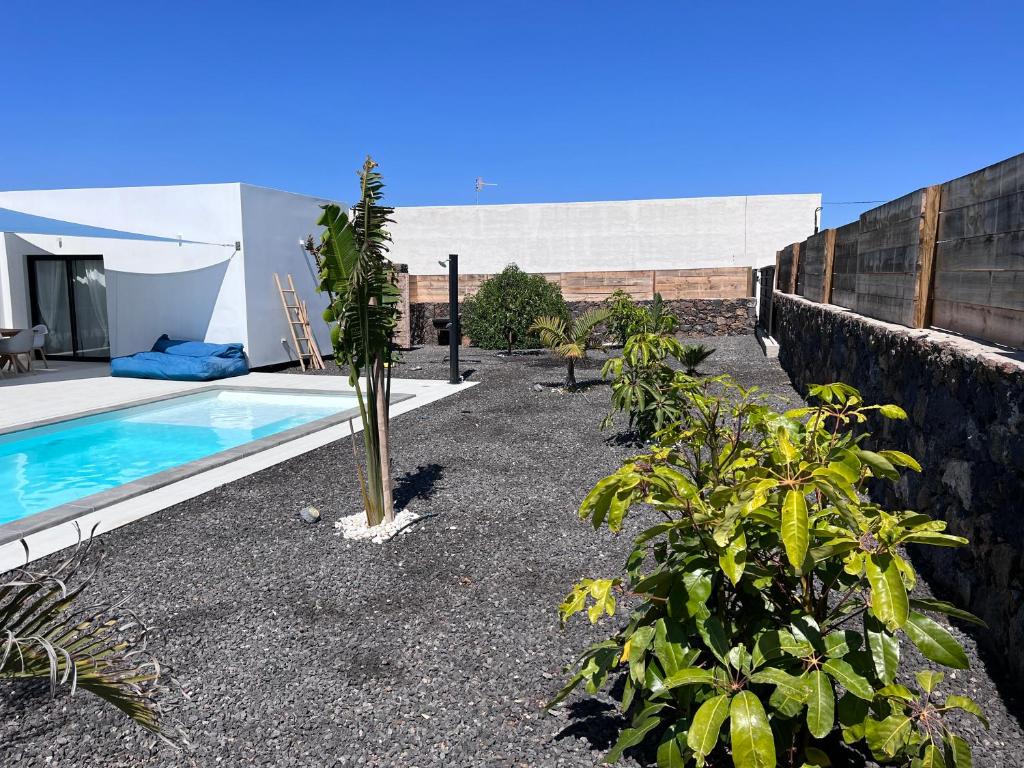 Bazén v ubytování Villa Valentina, Piscine chauffée et Sérénité nebo v jeho okolí