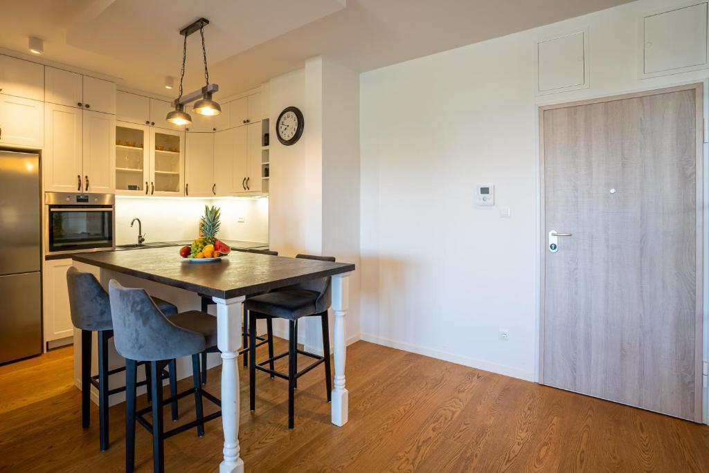 Kuchyňa alebo kuchynka v ubytovaní Morska vila 6 Luxury Apartment Žnjan