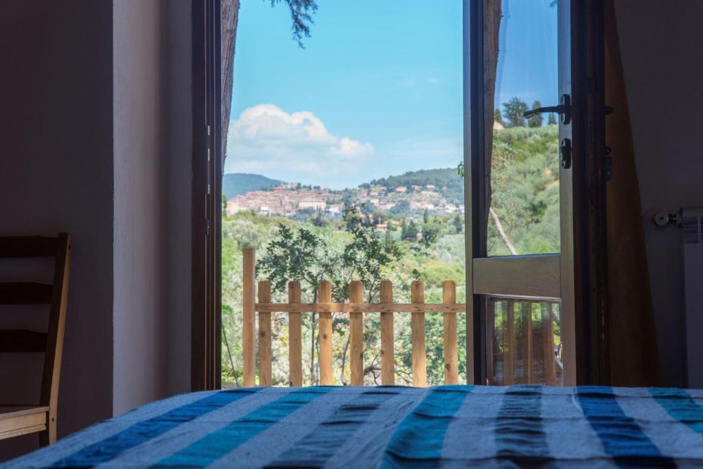 Widok na góry z tego aparthotelu