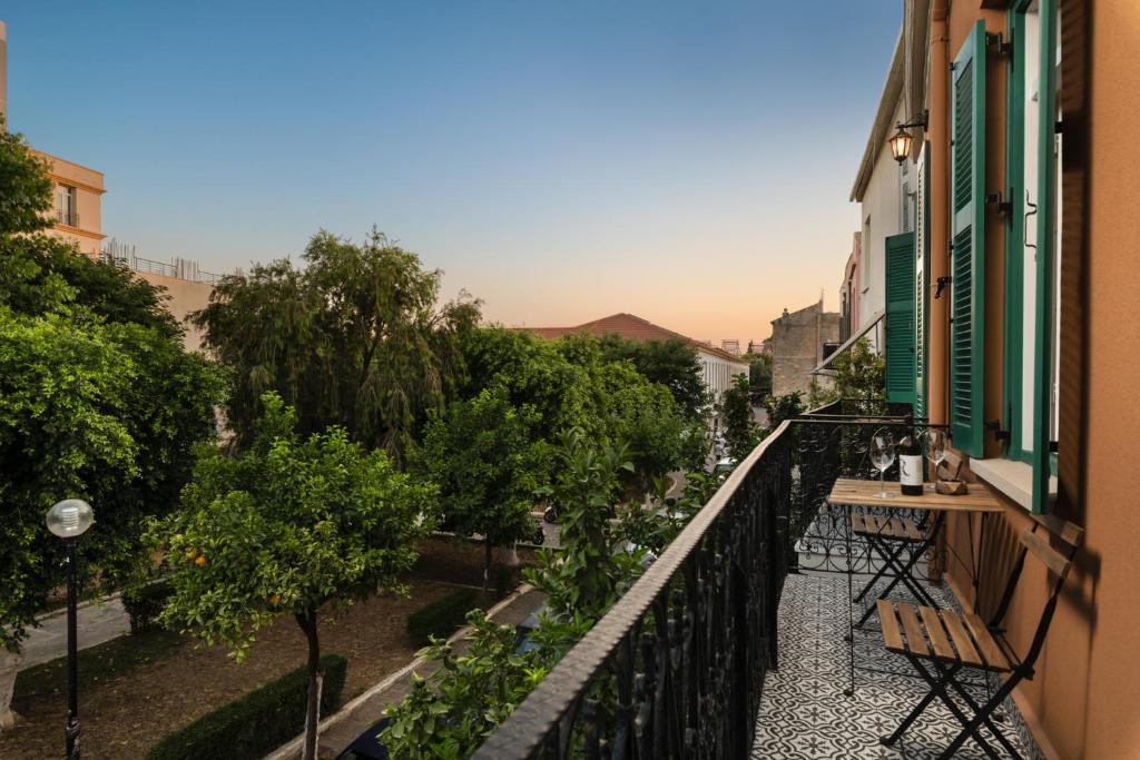 Nespecifikovaný výhled na hory nebo výhled na hory při pohledu z hotelu