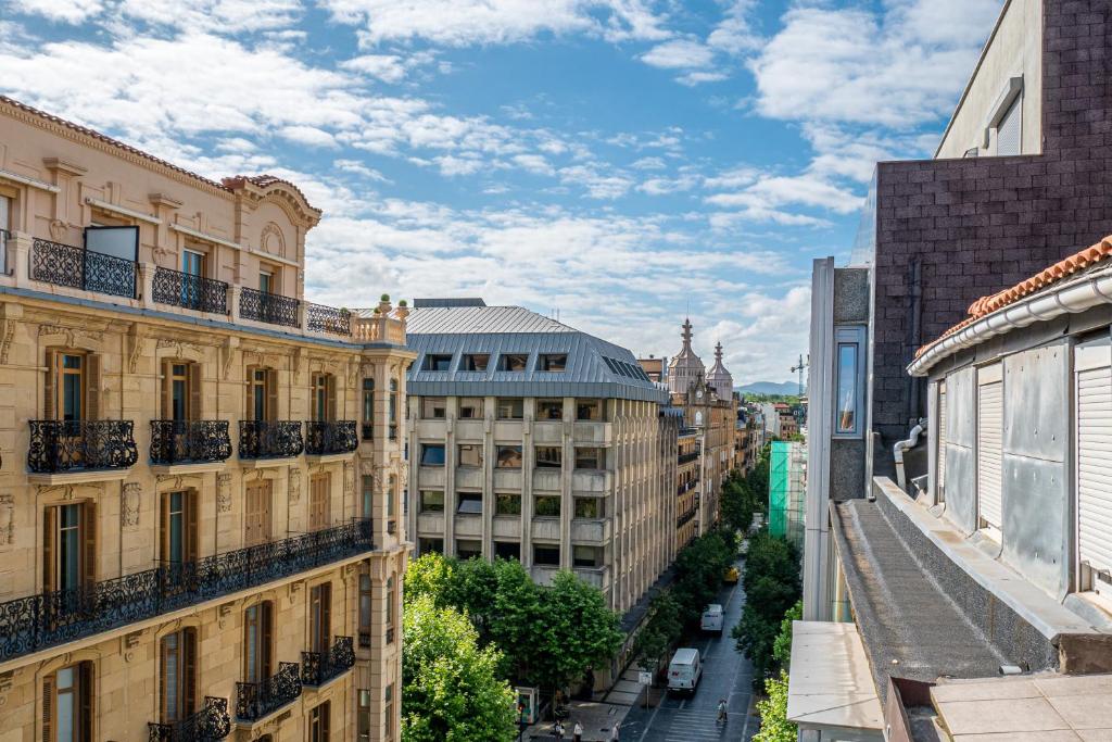 Výhľad na mesto Donostia-San Sebastián alebo výhľad na mesto priamo z apartmánu