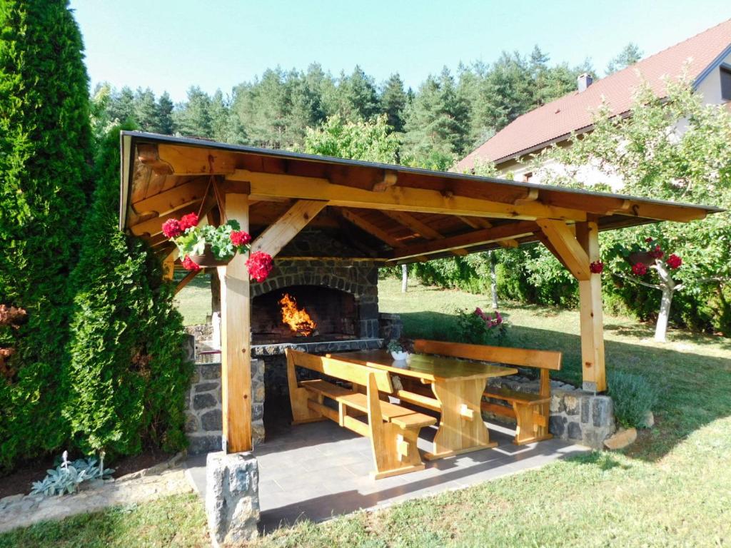 Fotografie z fotogalerie ubytování Apartman Lara v destinaci Otočac