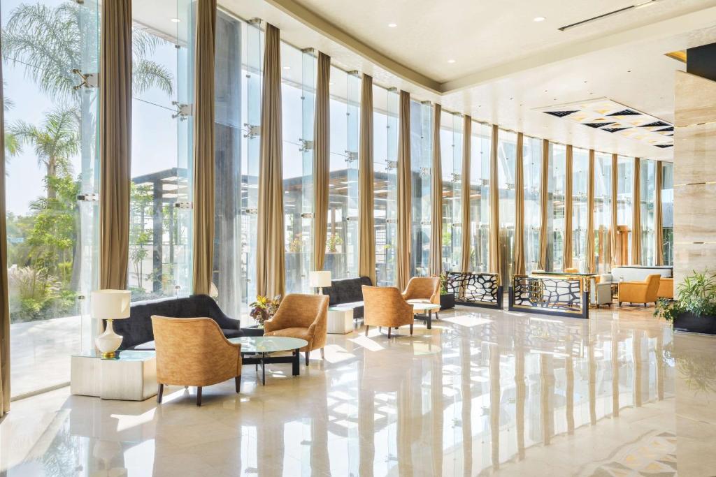 A seating area at Radisson Blu Hotel & Convention Center, Alexandria