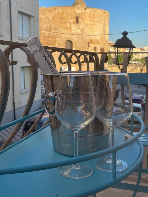 Sulis Suite Apartment - Il Milese陽台或露臺