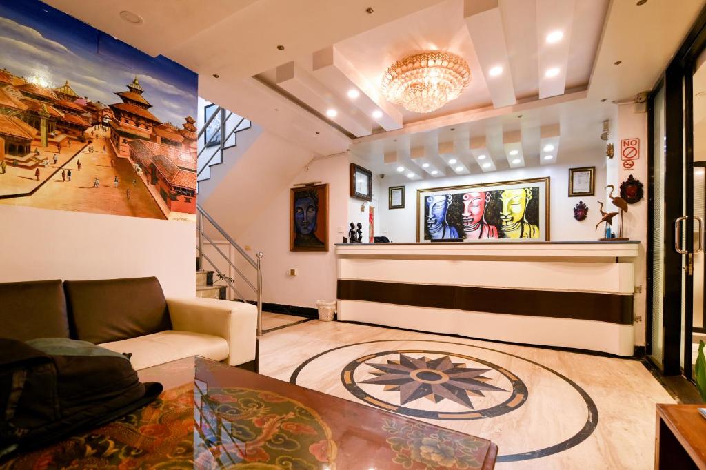 TV a/nebo společenská místnost v ubytování Hotel M Square Pvt.Ltd
