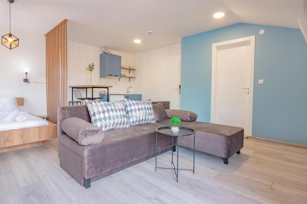 Kuchyň nebo kuchyňský kout v ubytování AGH Elite Apartments & Studios