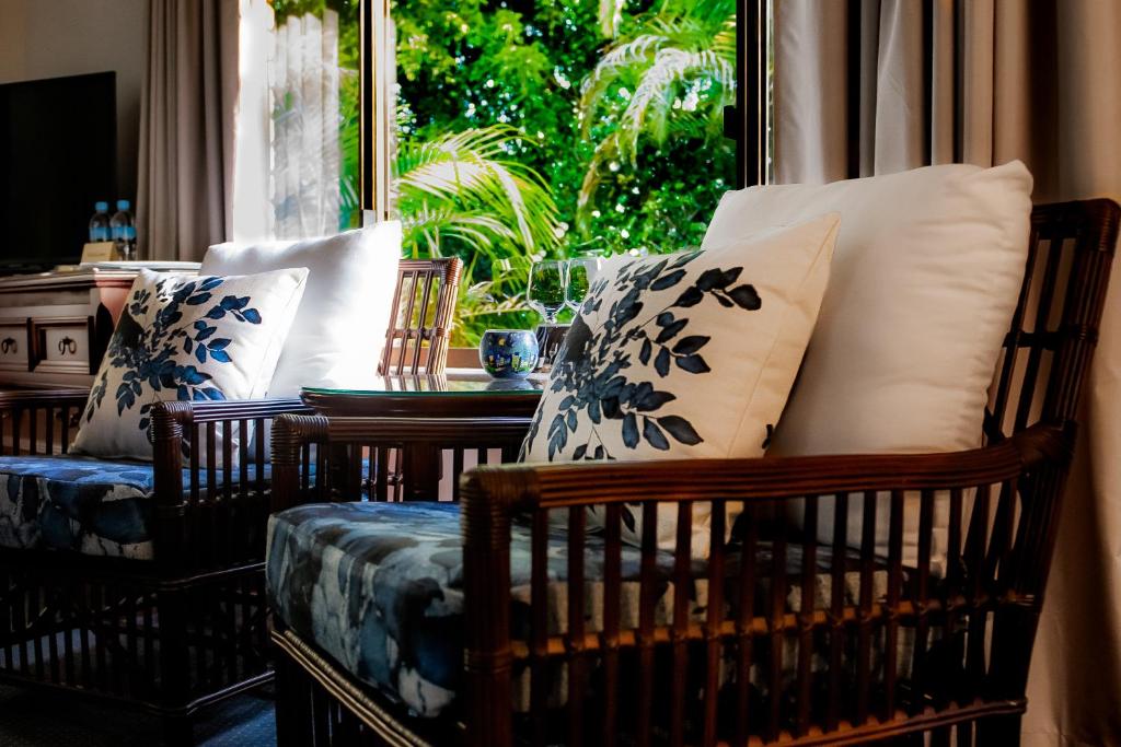 Mountain Sanctuary B&B - Queen Room Met Uitzicht Op De Tuin