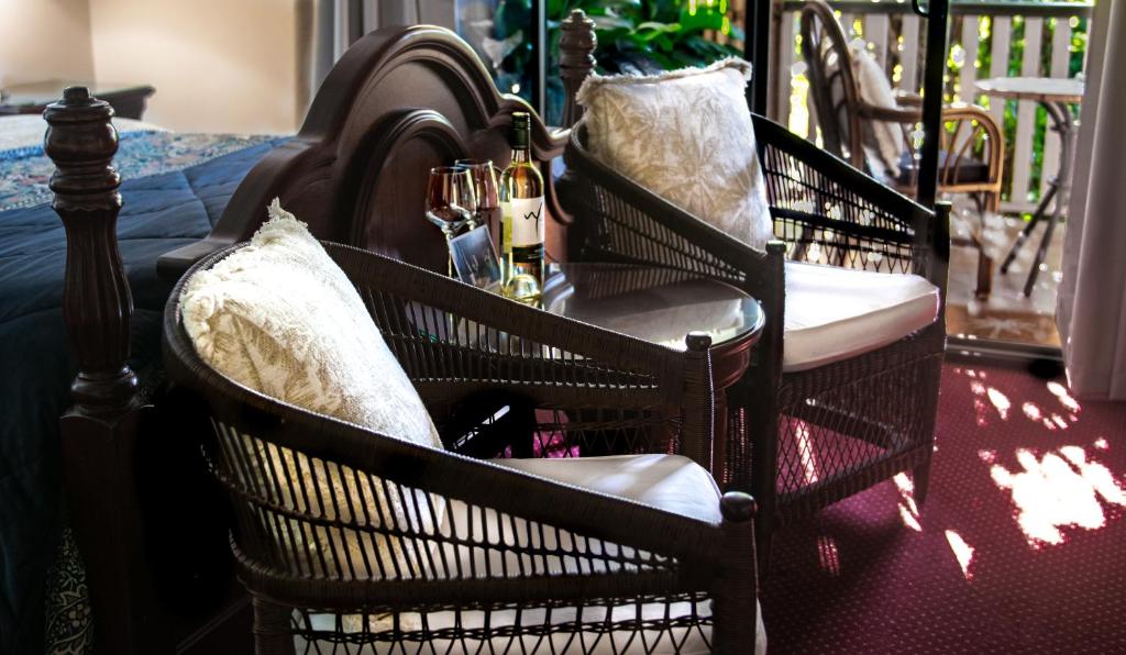 Mountain Sanctuary B&B - Queen Room Met Uitzicht Op De Tuin