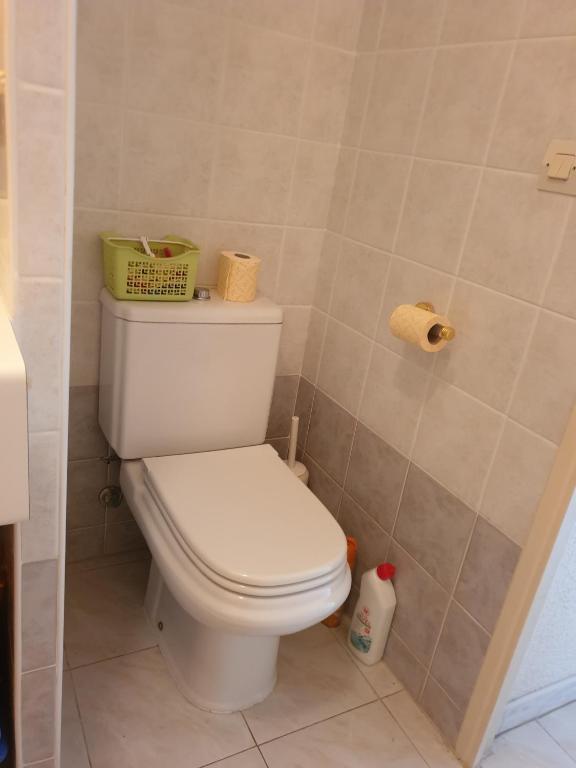 Kúpeľňa v ubytovaní PORT FREJUS Studio Cabine 100m des plages 4 Person
