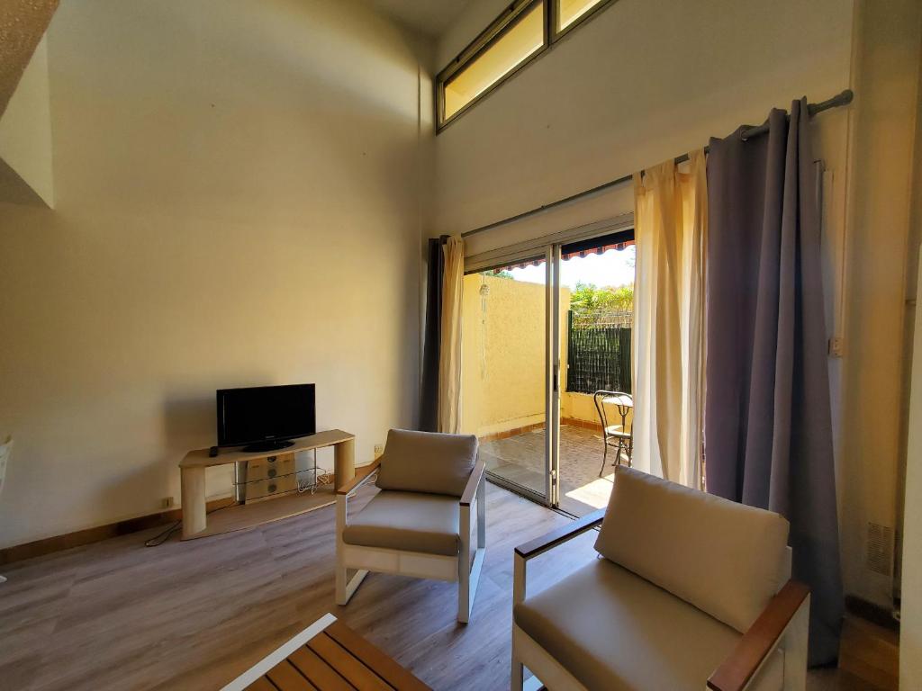 Fotografia z galérie ubytovania MAR Y SOL T2 en Duplex 34m2 Terrasse 2 Personnes v destinácii Fréjus