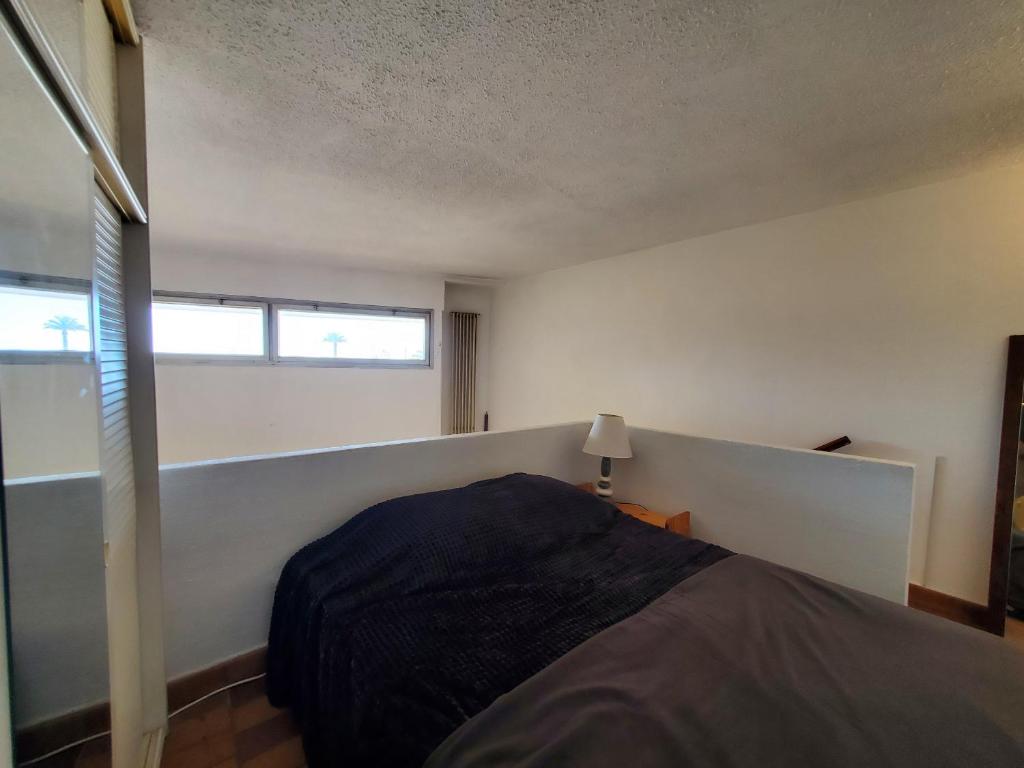 Fotografia z galérie ubytovania MAR Y SOL T2 en Duplex 34m2 Terrasse 2 Personnes v destinácii Fréjus