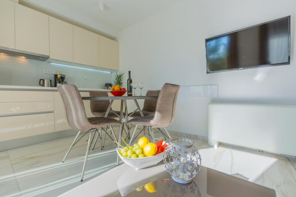 Kuchyň nebo kuchyňský kout v ubytování Villa Allegra Luxury Apartments