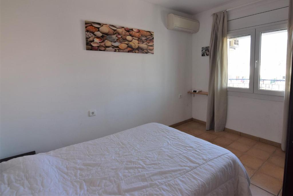Posteľ alebo postele v izbe v ubytovaní Apartamento con vistas canal ref 114
