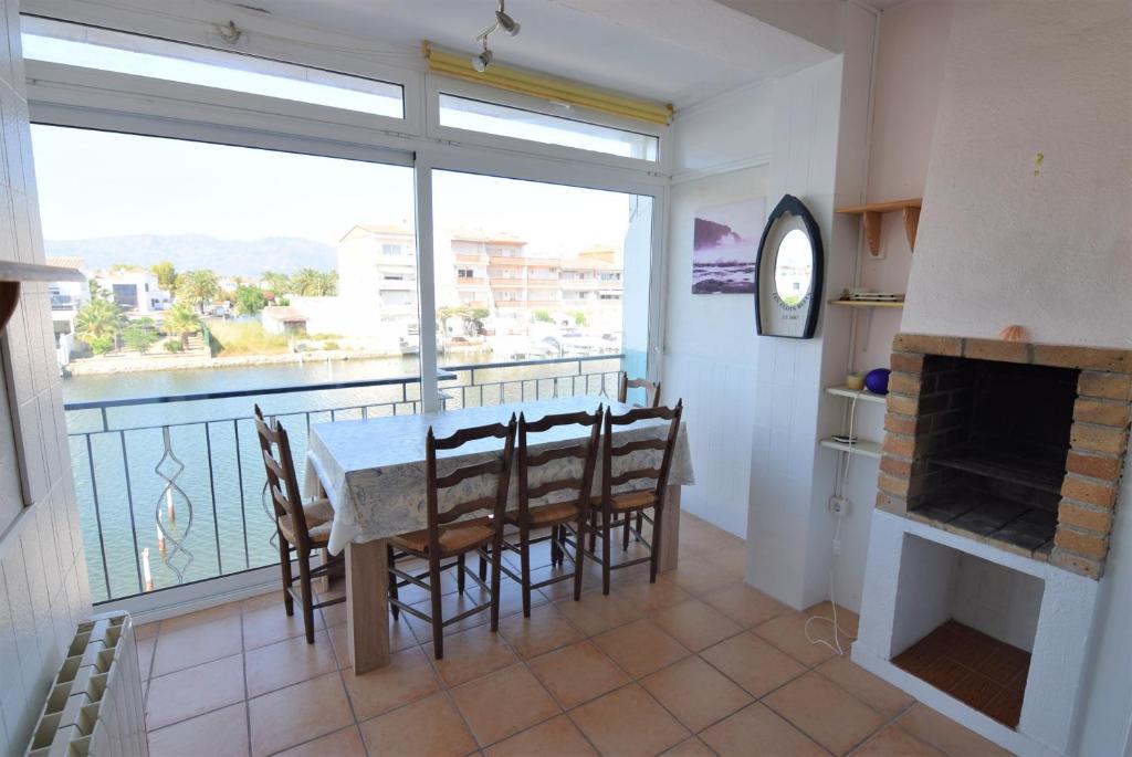 Balkón alebo terasa v ubytovaní Apartamento con vistas canal ref 114