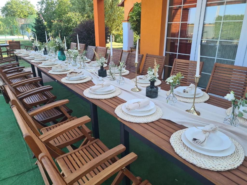 Restaurace v ubytování Ladanjska Kuca Maras