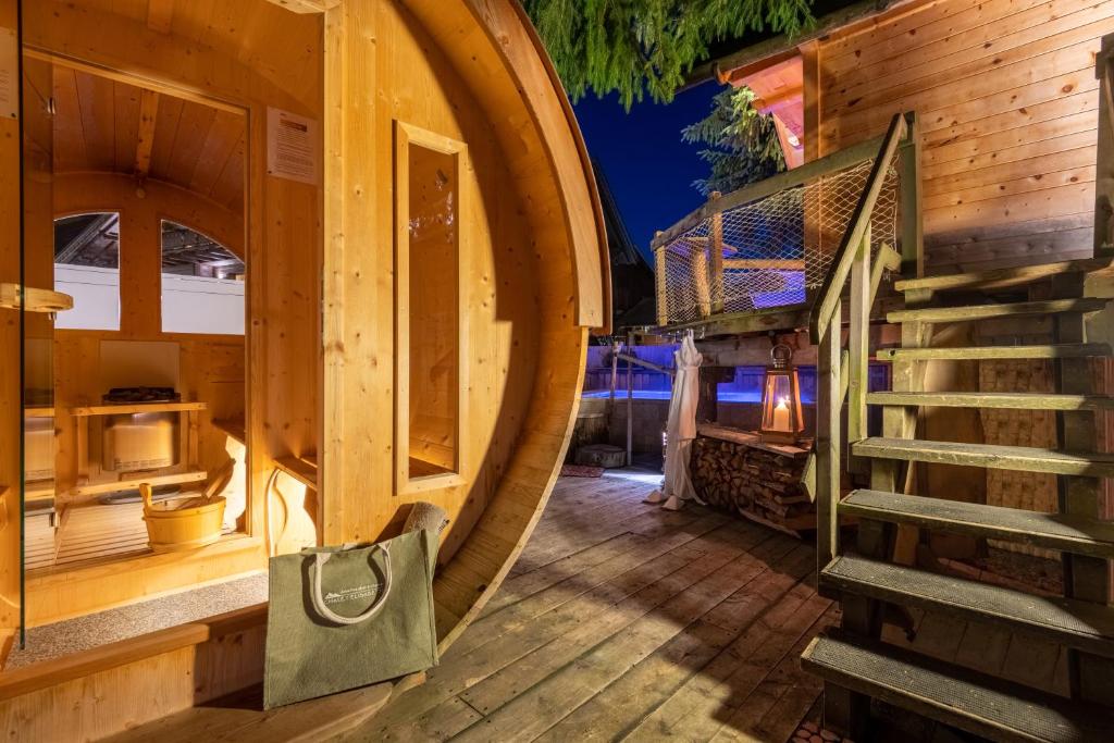 Fotografie z fotogalerie ubytování Chalet Elisabeth dolomites alpin & charme v Selva di Val Gardena