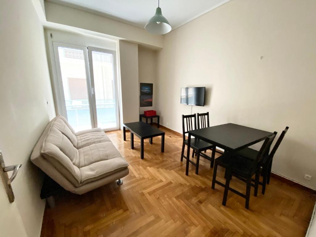Posezení v ubytování Victoria Studio Downtown Athens