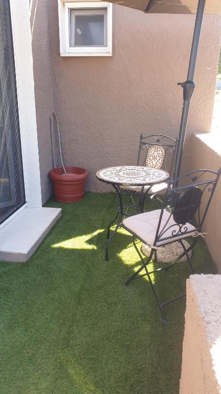 Patio lub wspólna przestrzeń na świeżym powietrzu w obiekcie La Dolce Vita Apartment