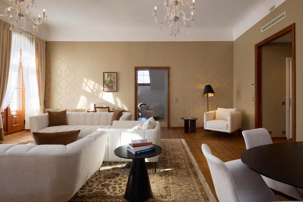 Posezení v ubytování Schloss Fellin Boutique Hotel and Spa