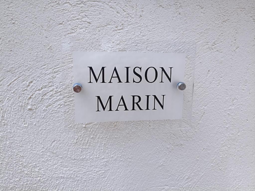 Maison Marin, Charming Village Cottage with Pool - Three-Bedroom House