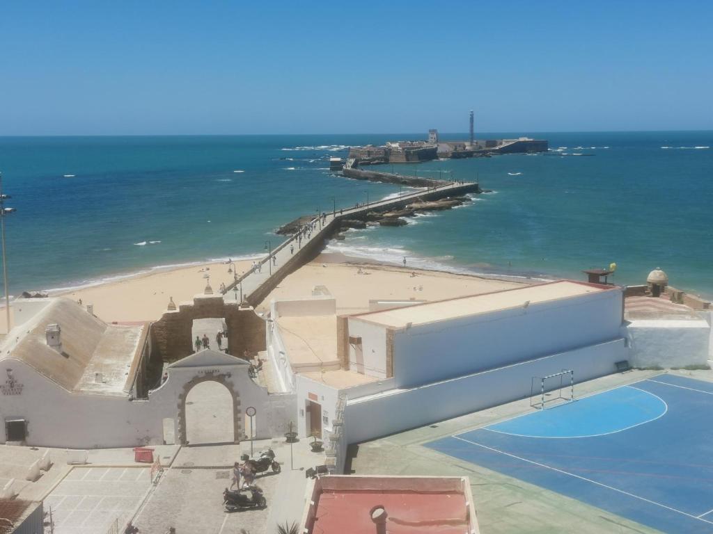 Apartamento en la Caleta con ascensor
