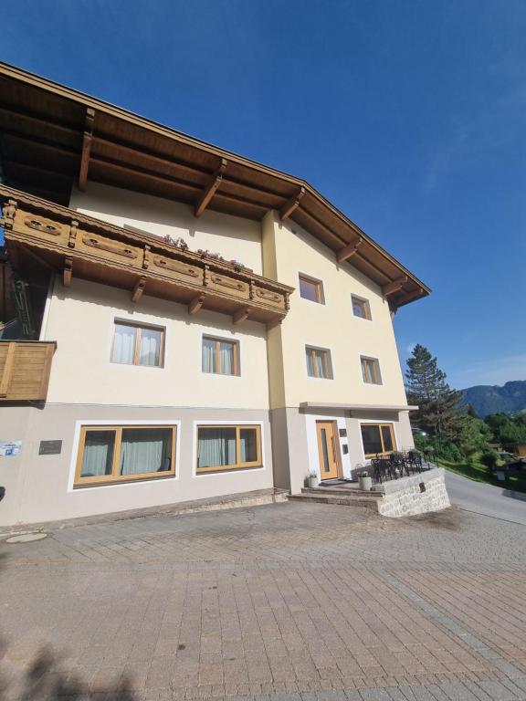 Výhľad na hory alebo výhľad na hory priamo z apartmánu