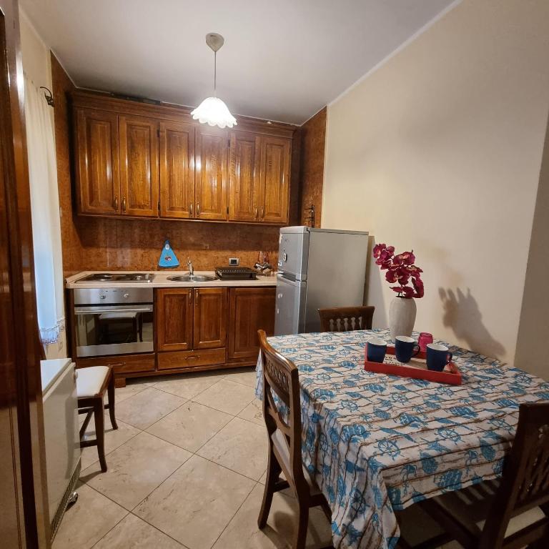 Apartment on the shore of the bay of Kotor with free Wi-Fi - One-Bedroom Apartment
