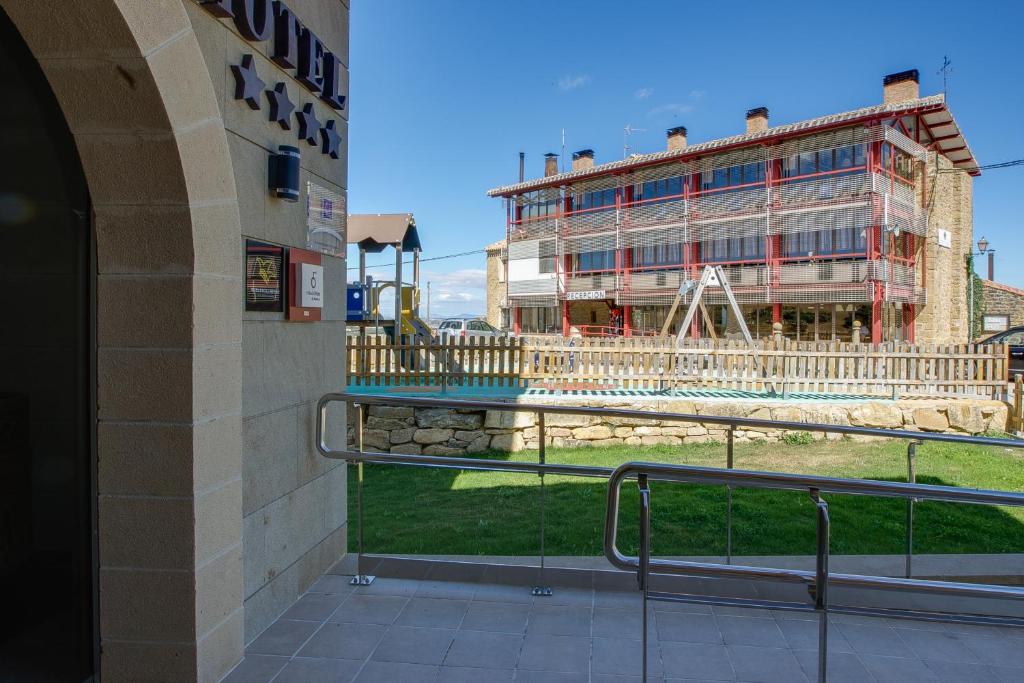 Budova, kde se hotel nachází