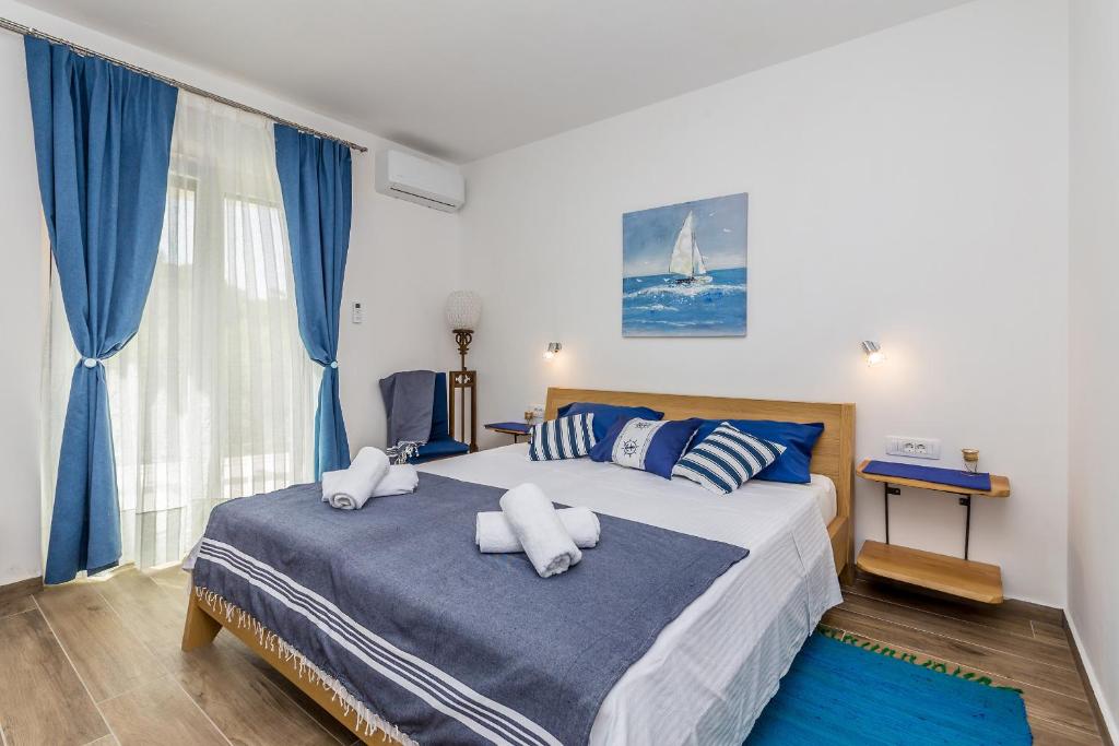 Postel nebo postele na pokoji v ubytování Holiday house Villa Jozi