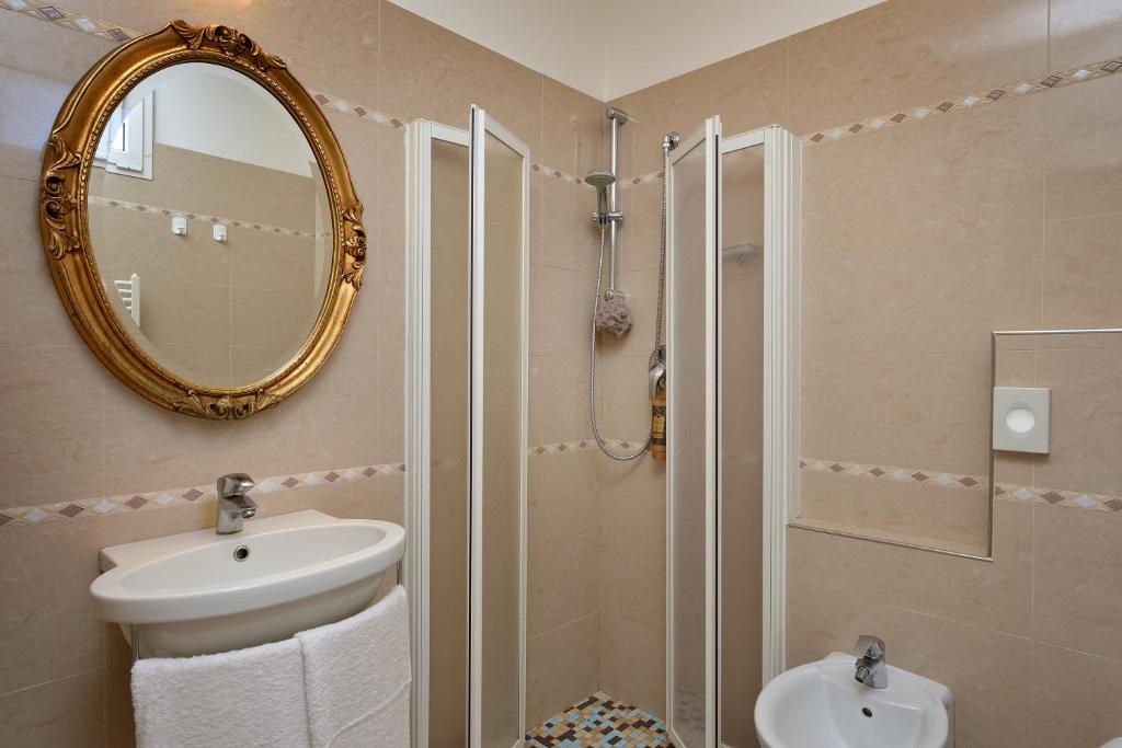 Łazienka w obiekcie Hotel Elisir