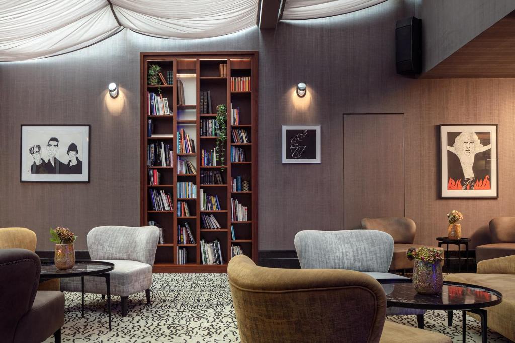 Hotel KINGS COURT - Resim 38