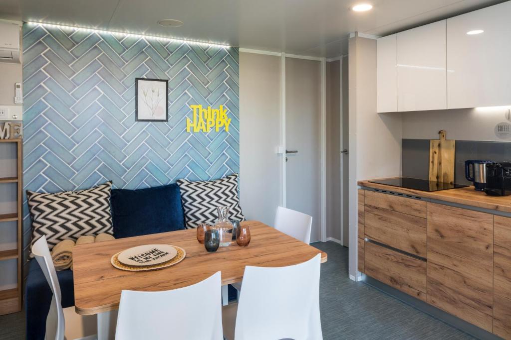 Falkensteiner Premium Mobile Homes and Camping Zadar - 8