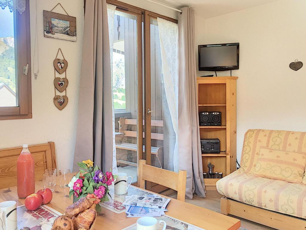 Appartement Saint-Martin-de-Belleville, 2 pièces, 4 personnes - FR-1-344-246にあるシーティングエリア