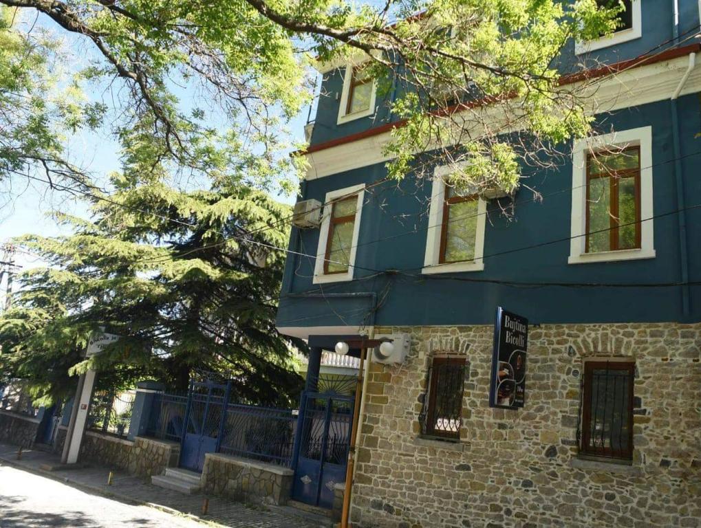 Hotel Bujtina Bicolli - Imazhi 1