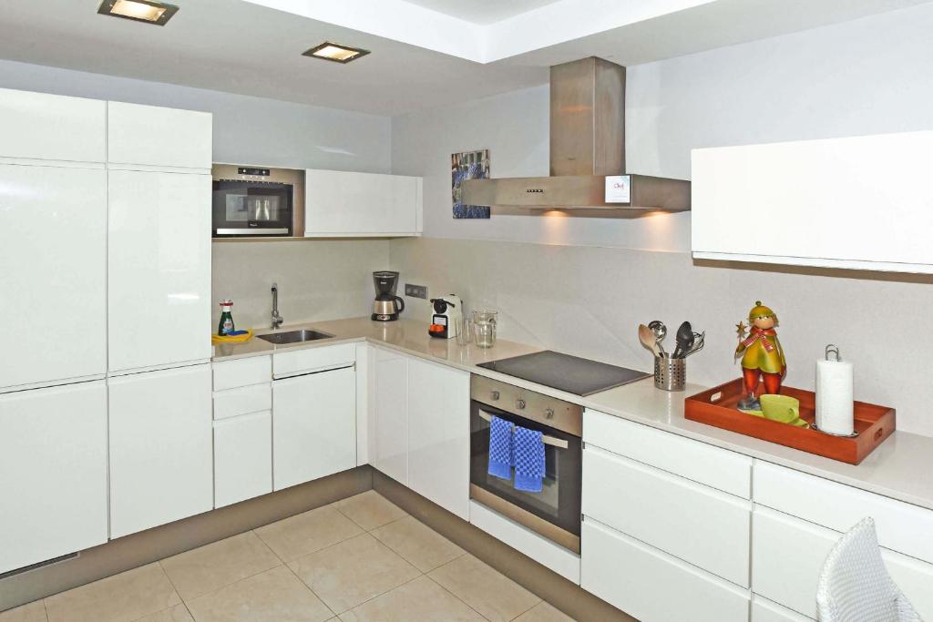 Kuchnia lub aneks kuchenny w obiekcie Salobre Vista Golf 26
