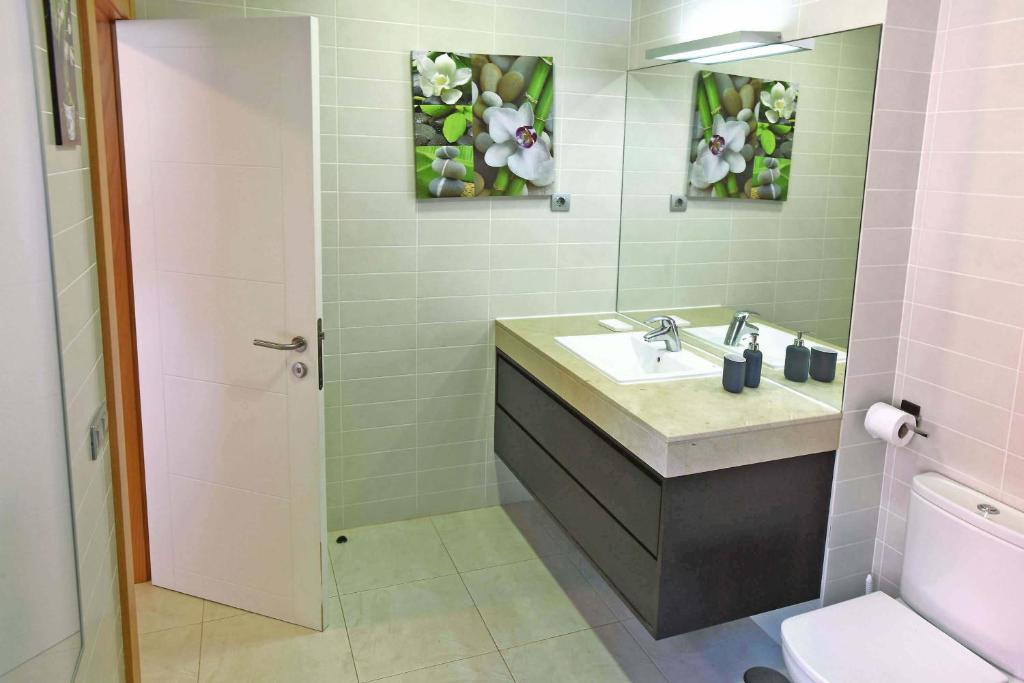Łazienka w obiekcie Salobre Vista Golf 26