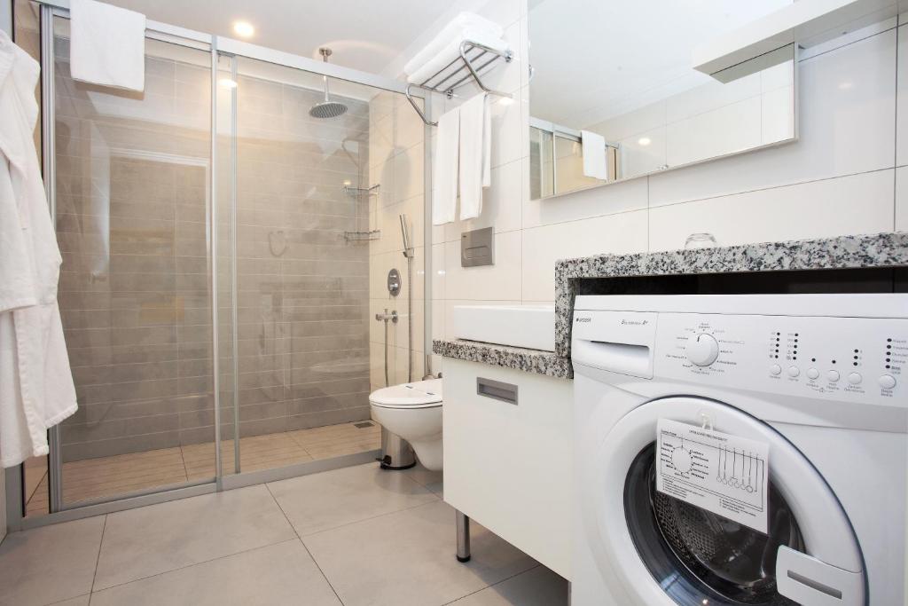 Green Garden Suites Hotel - 4