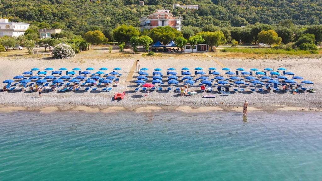 Gallery image of Hotel Royal in Villammare
