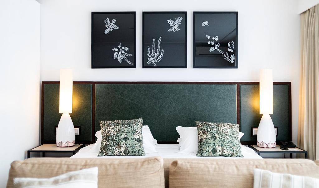 Postel nebo postele na pokoji v ubytování Hotel Ponta Delgada