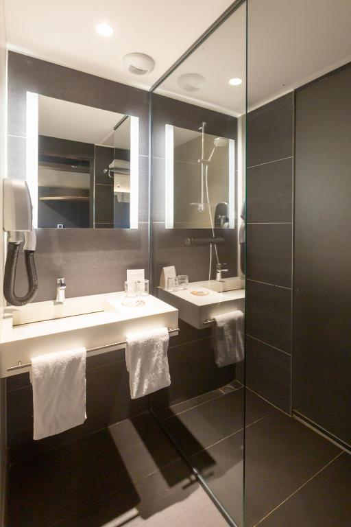 Koupelna v ubytování Lorraine Hôtel Nancy Ouest - Laxou
