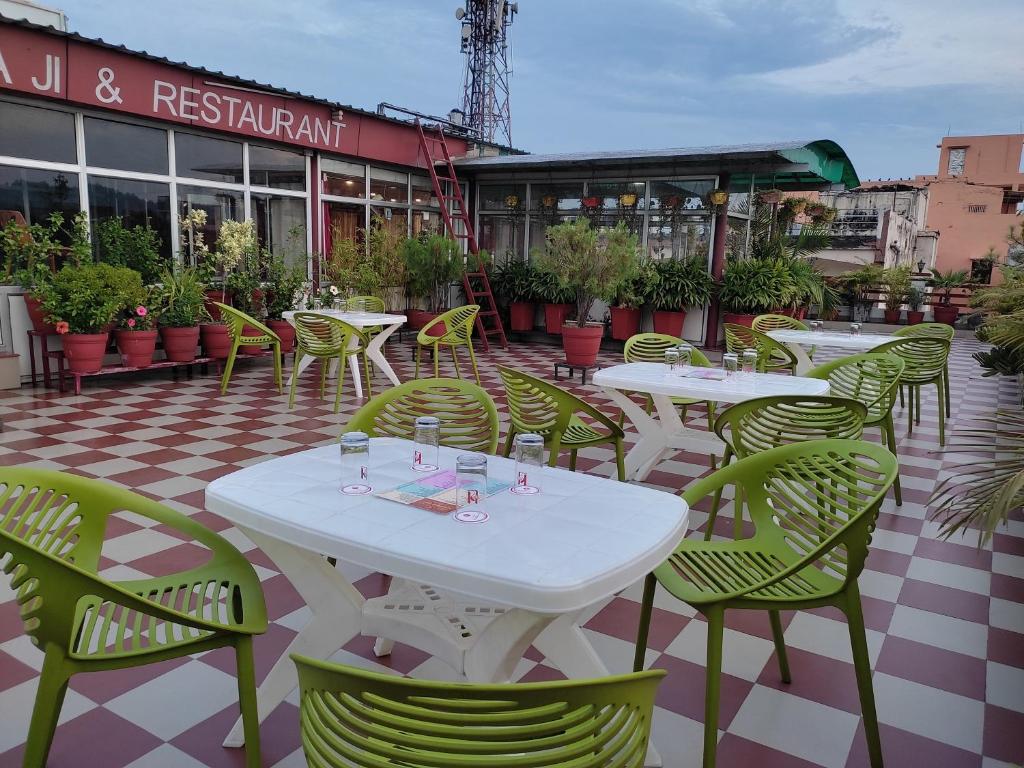 Restaurace v ubytování Hotel Krishna Ji