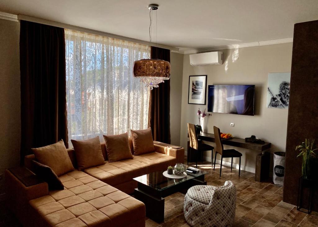 TV/trung tâm giải trí tại Luxury Apartments Ivon